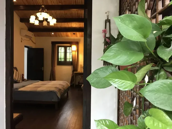 Шанхай: Stone Bamboo Garden Inn