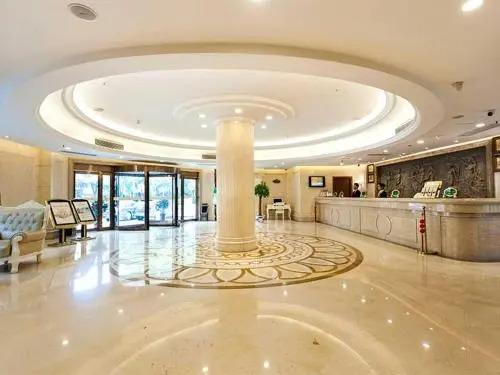 Нанкин: Vienna Hotel Nanjing Longjiang