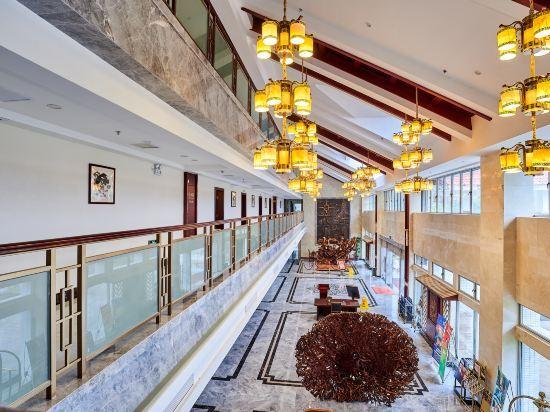 Наньпин: Sun Hotel