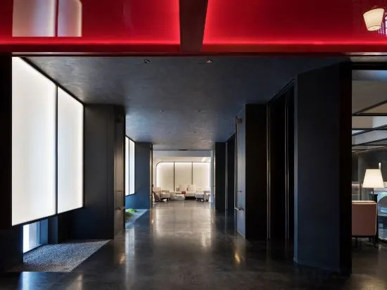 Шеньму: Longhuafu Hotel