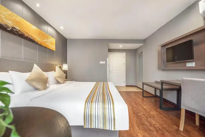 Neijiang: Homeinn Pebble Hotel (Neijiang Wanda Plaza)