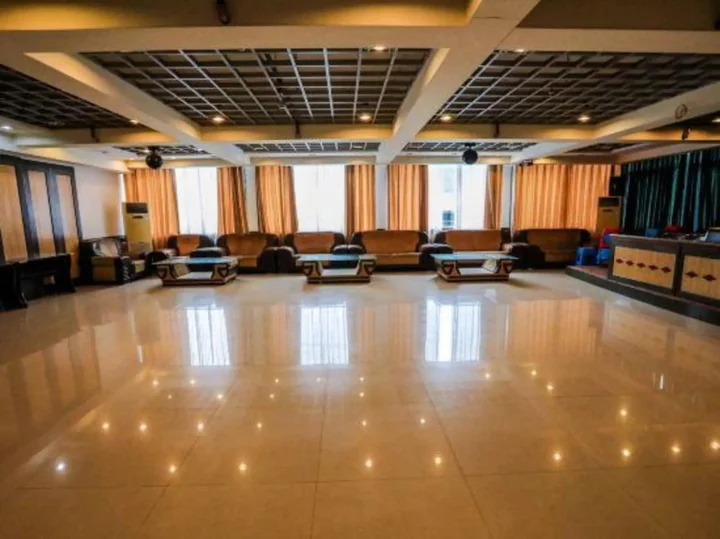 Шанграо: Jin Xiu Hotel