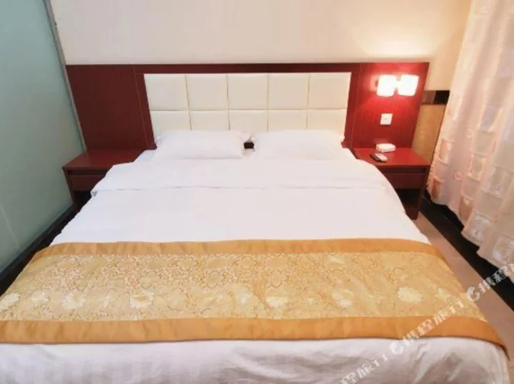 Аньцин: Kaiyue Hotel
