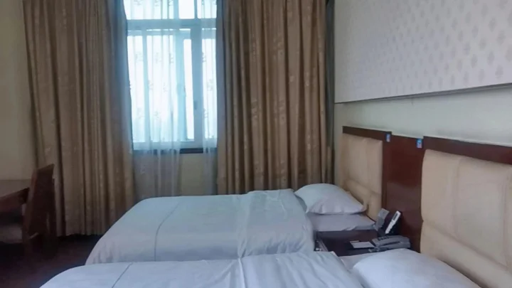 Джиангме: Kaixuanmen Hotel