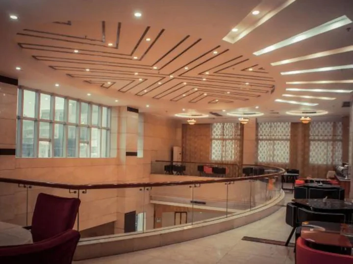 Джиангме: Kaixuanmen Hotel