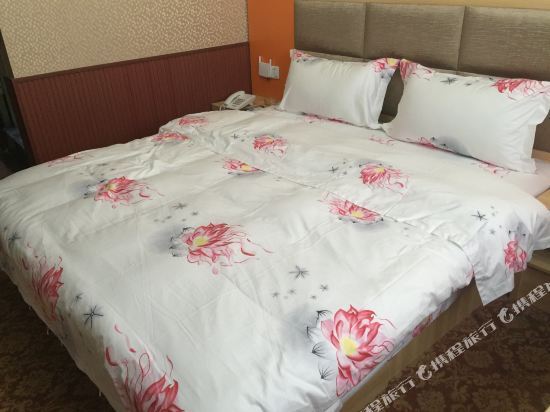 Ухань: Milan City Hotel