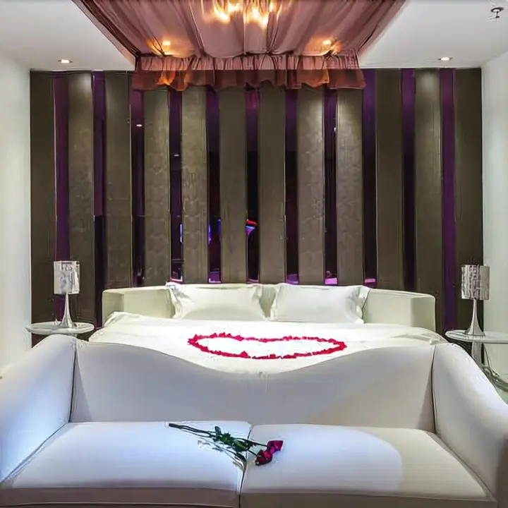 Кайфын: Baihehui Loft Hotel