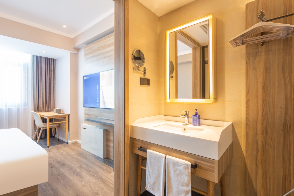 Лоян: HanTing Hotel (Luoyang Zhouwangcheng Square Yingtianmen)