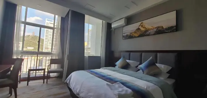 Вэньшань: Longcheng Business Hotel