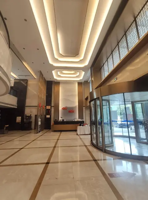 Цзуньи: Meitan JinHong Grand Hotel (Chacheng Avenue)