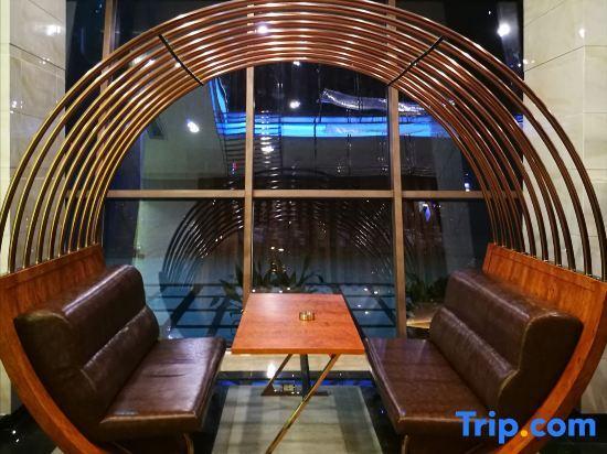 Хойчжоу: Siding International Hotel