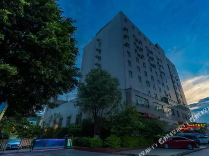 Сичан: Nanshan Shangjing Hotel