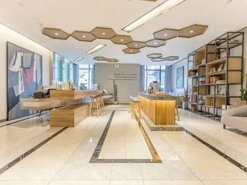 Чунцин: Cheezo High altitude river view Hotel ( Jiefangbei hongyadong store)