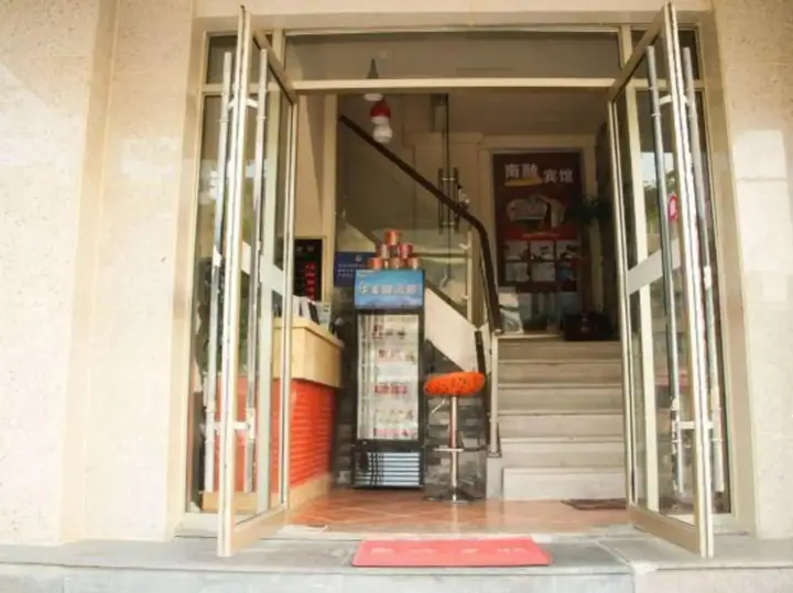 carousel image 5