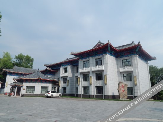 Муданьцзян: Jingpo Lake Yuanshoulou Hotel