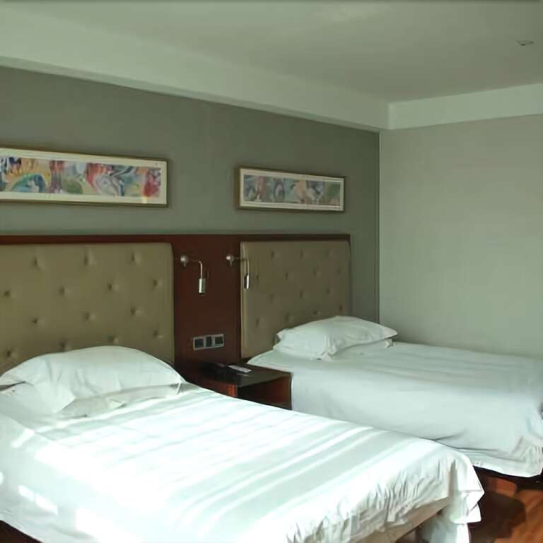 Синин: Motel 168