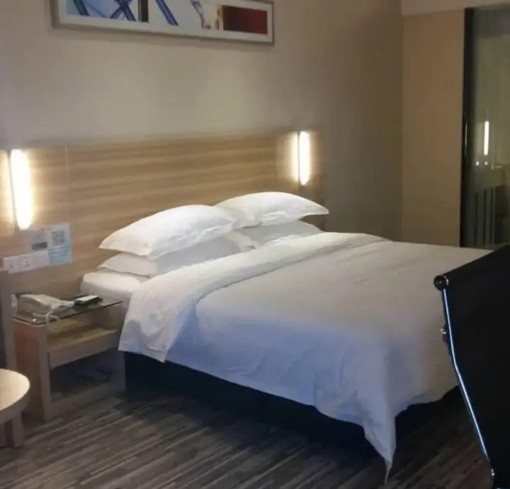 Лохэ: Poltton International Apartment Luohe