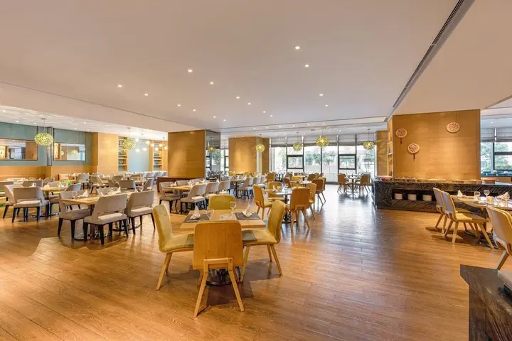 Баоцзи: Holiday Inn Baoji Central by IHG