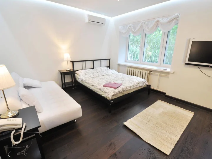 Москва: Апартаменты Flats4U Смоленская