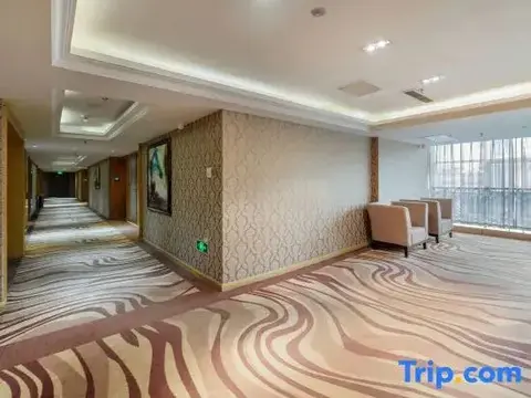 Эньши: Leshan Hotel