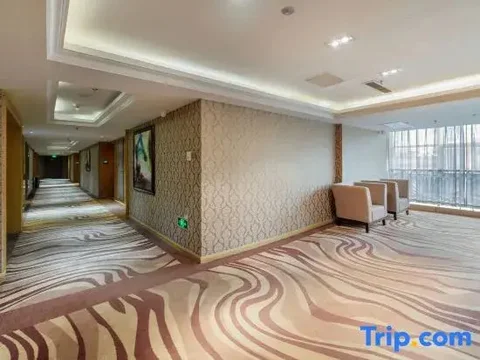 Эньши: Leshan Hotel