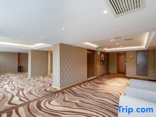 Эньши: Leshan Hotel