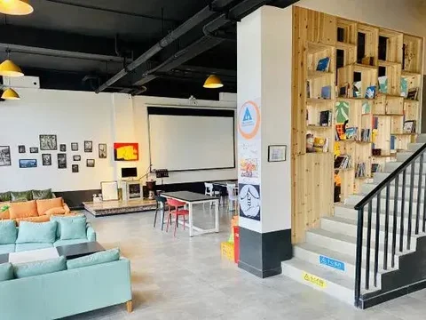 Хуаншань: Kunlun Youth Hostel