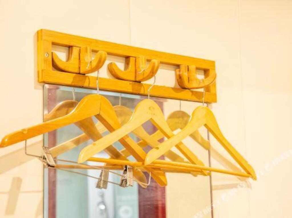 carousel image 3