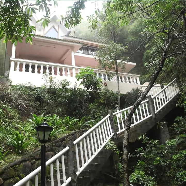 Хойчжоу: New Taoyuan Mountain Village