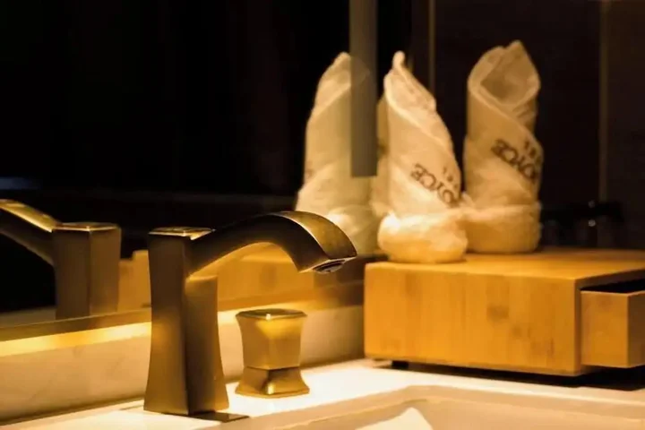 Чжухай: James Joyce Coffetel - Zhuhai Sports Center Mingzhu Station