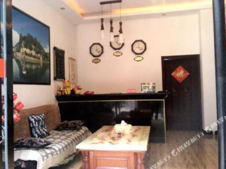Уян: Qingyuan Motel
