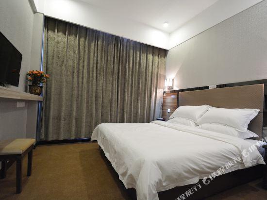Чжэнчжоу: Yuanrun Business Hotel