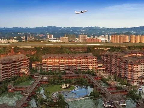 Эньши: Hualongcheng Hotel