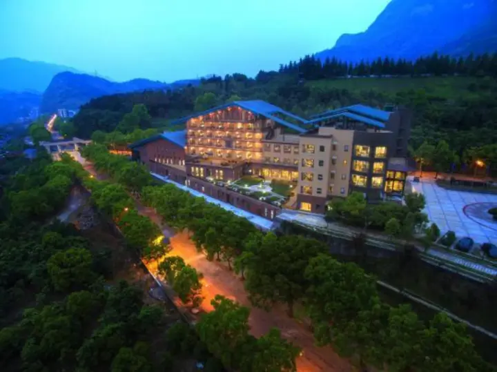 Ичан: Geheyan Hotel