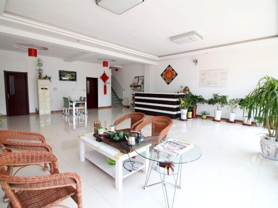 Хайян: Haiyang Hejiafu Express Hotel