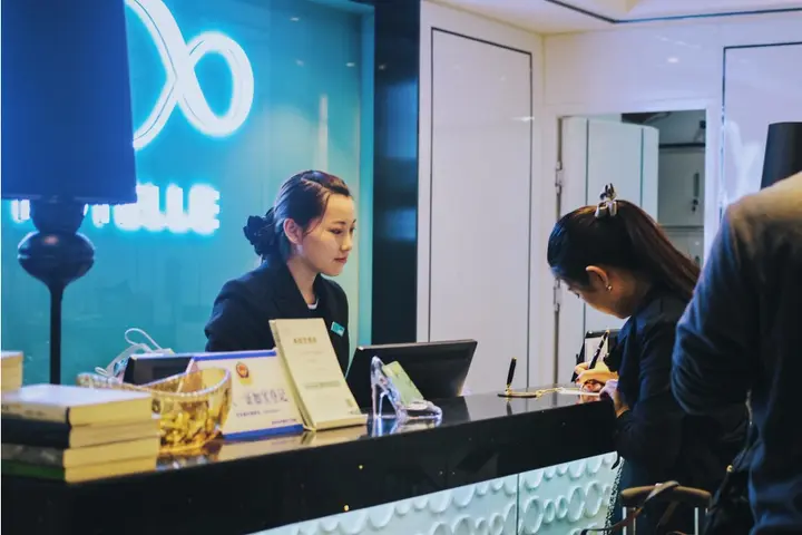 Чунцин: Xana Hotelle (Jiefangbei Pedestrian Street Zhongxin)