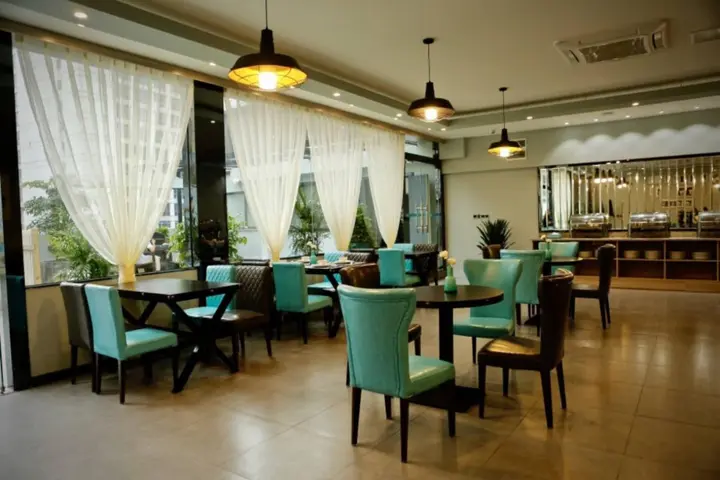 Чунцин: Xana Hotelle (Jiefangbei Pedestrian Street Zhongxin)