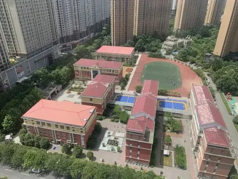 Лоян: Meiqi Business Hotel