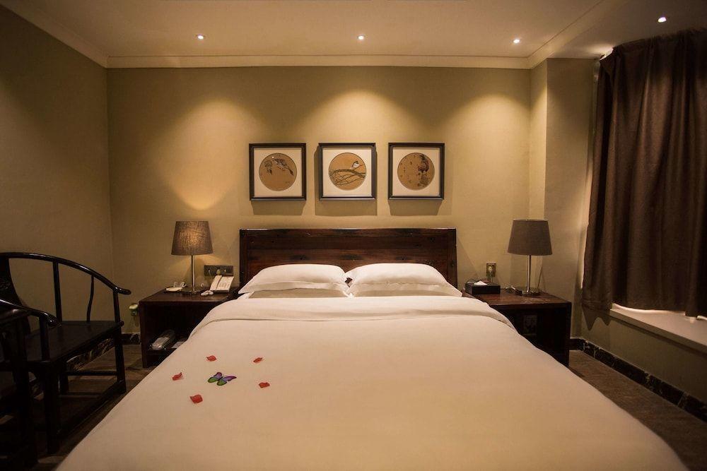 Джиангме: Century Boutique Hotel
