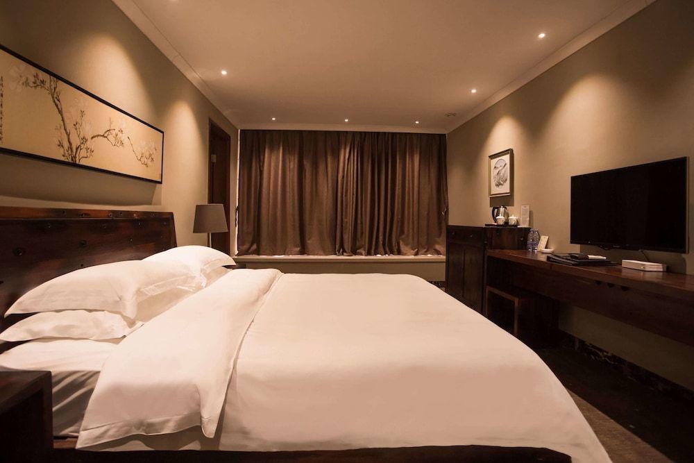 Джиангме: Century Boutique Hotel
