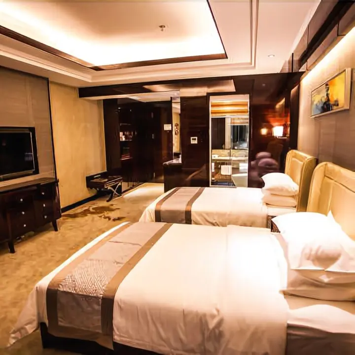 Мэнцзы: Lvbao Yunsheng Hotel