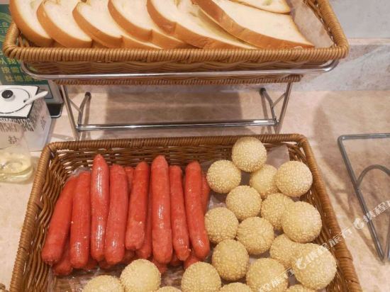 Лоян: Vienna 3 Best Hotel (Luoyang Mengjin Huimeng Avenue)