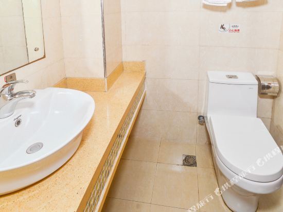 Наньпин: Jurong Hostel