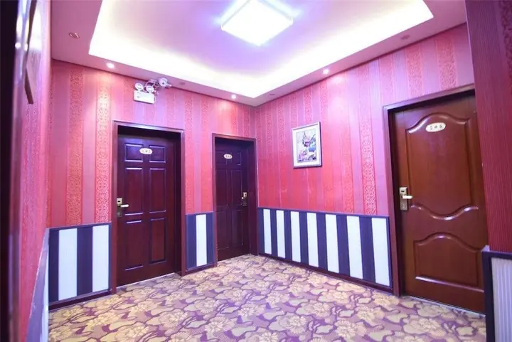 Сяньян: Hongrui Business Hotel Xi'an Airport