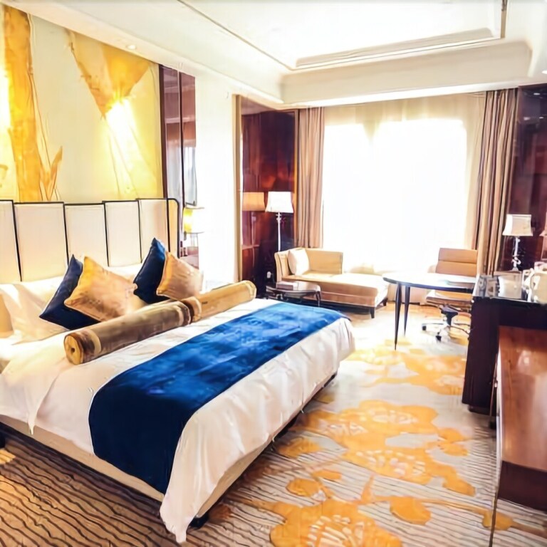 Гуангхан: Jinfu International Hotel