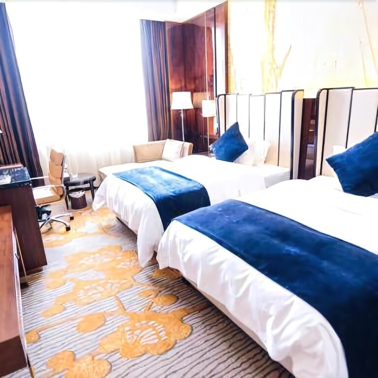 Гуангхан: Jinfu International Hotel