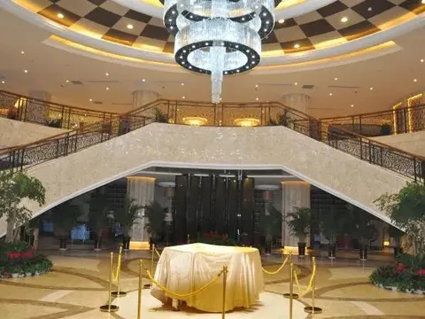 Цзинин: Wenshang Xikelai Grand Hotel