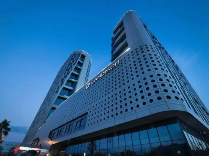 Тайчжоу: Leidisen Rongyuan Hotel