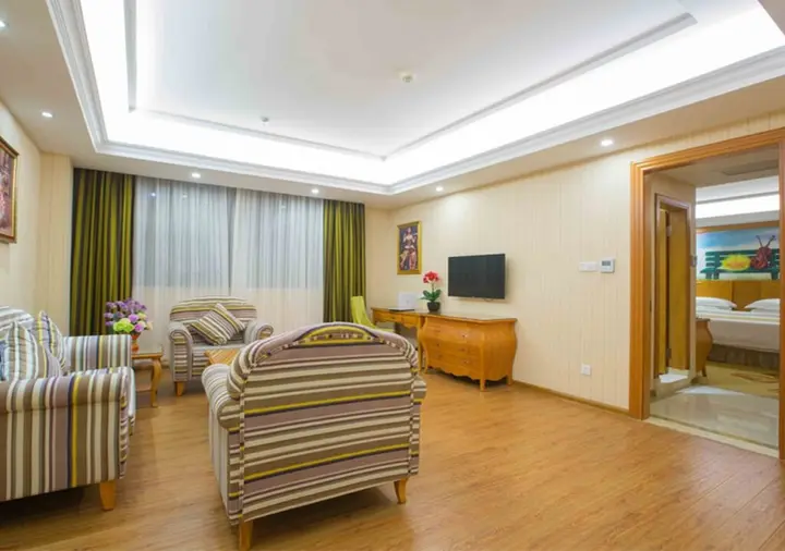 Чаочжоу: Vienna 3 Best Hotel Chaozhou Ancient City Branch