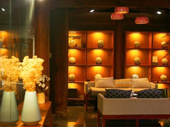 Чжуншань: Viais International Hotel (Zhongshan Xiaolan High speed Railway Station Branch)